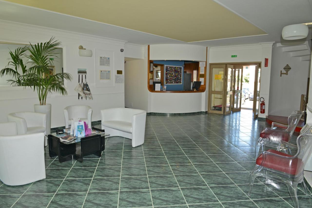 Hotel La Playa Sperlonga Εξωτερικό φωτογραφία